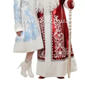 Яркие костюмы Деда Мороза и костюмы Снегурочки