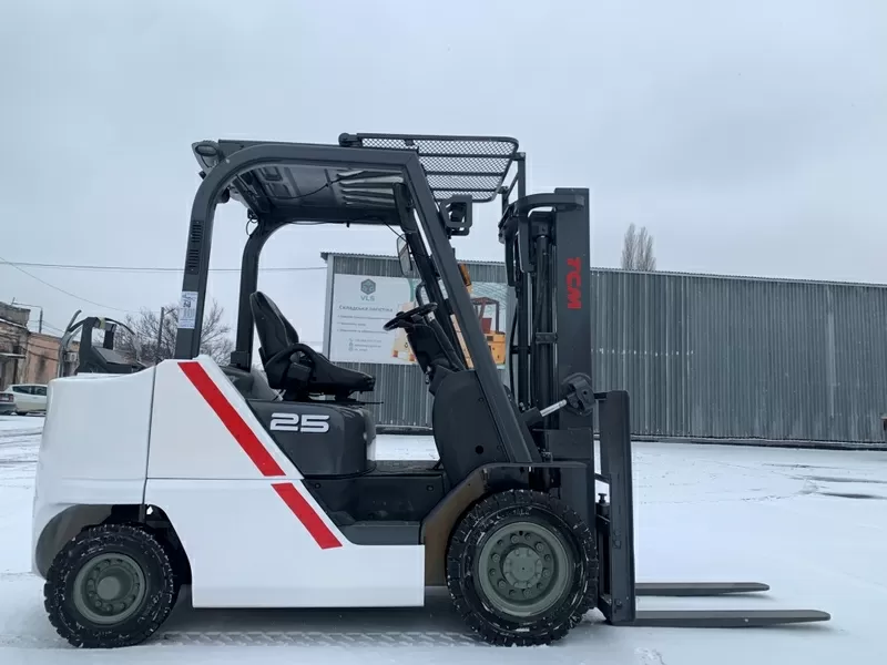 Газ-бензиновий навантажувач TCM (Nissan),  напрацювання 5045 мотогодин 6